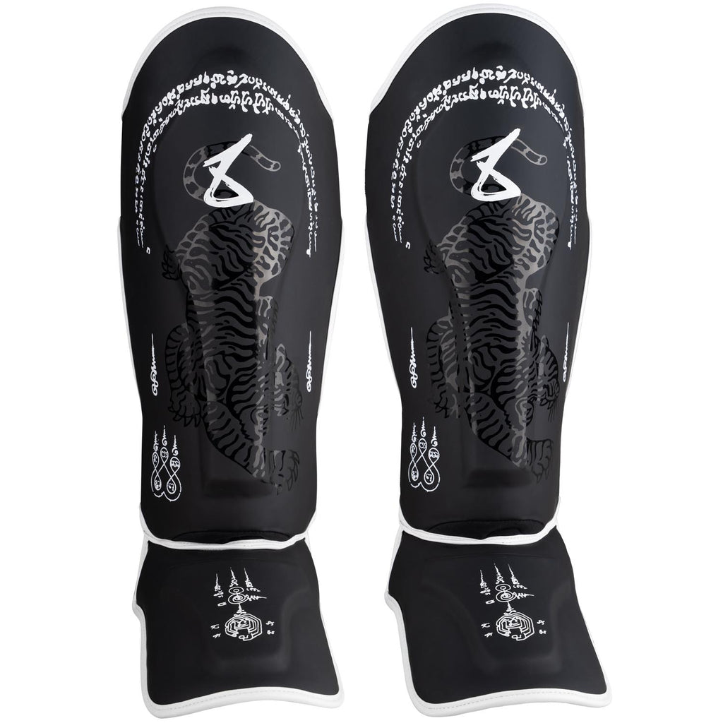 8 WEAPONS Shin Guards, Sak Yant Big Tiger, black-black – 8